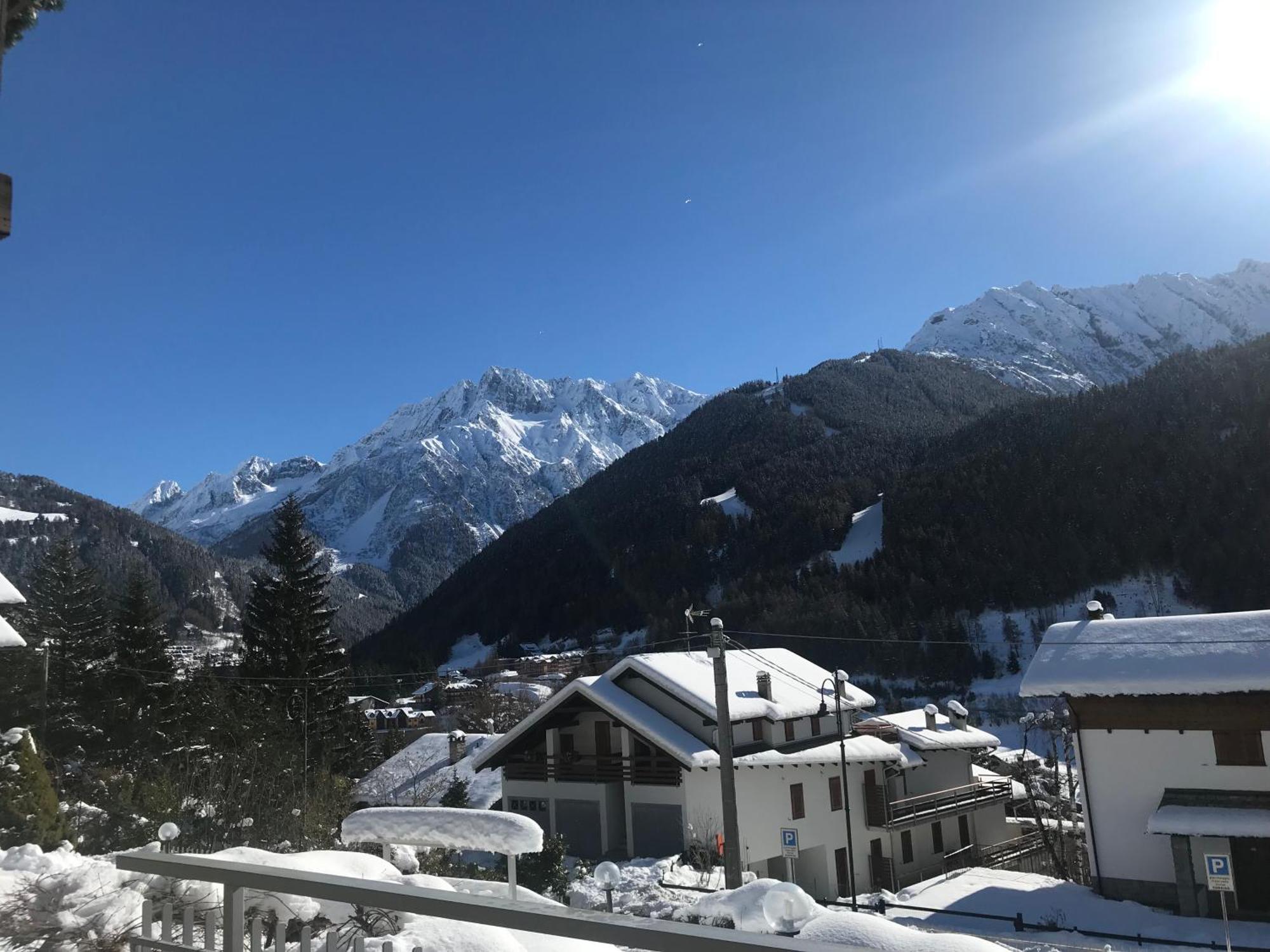 Hotel Garni Sorriso Ponte Di Legno Buitenkant foto